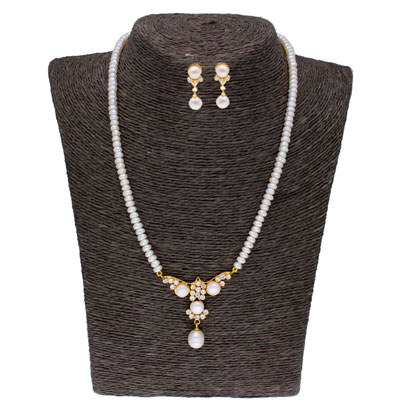 "Sanjitha Pearl Set - JPMD817 - Click here to View more details about this Product